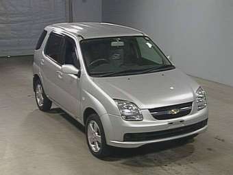 2003 Suzuki Chevrolet Cruze Photos