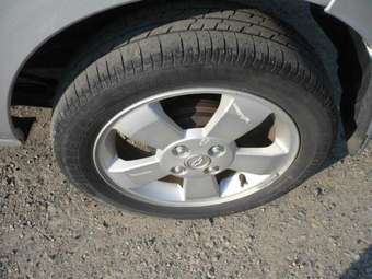 2003 Suzuki Chevrolet Cruze Photos