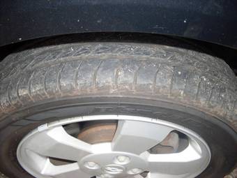 2003 Suzuki Chevrolet Cruze Photos
