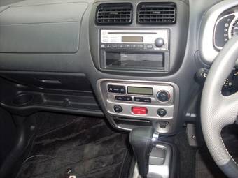 2003 Suzuki Chevrolet Cruze Photos