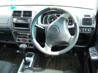 2003 Suzuki Chevrolet Cruze Pictures