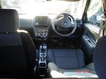 2004 Suzuki Chevrolet Cruze Photos