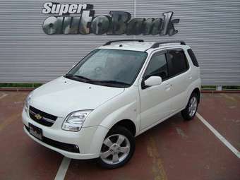 2004 Suzuki Chevrolet Cruze Photos