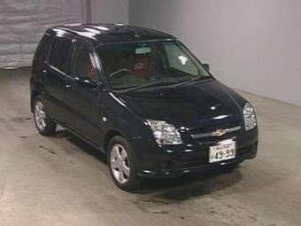 2004 Suzuki Chevrolet Cruze Photos