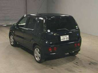 2004 Suzuki Chevrolet Cruze Pictures