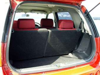 2004 Suzuki Chevrolet Cruze Pictures