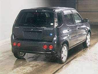 2004 Suzuki Chevrolet Cruze Pics
