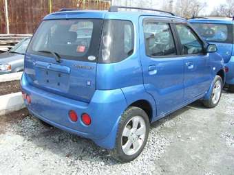 2004 Suzuki Chevrolet Cruze Photos