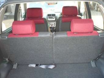 2004 Suzuki Chevrolet Cruze Photos