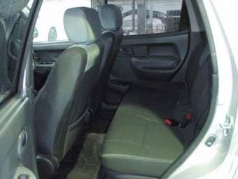 2004 Suzuki Chevrolet Cruze Pictures