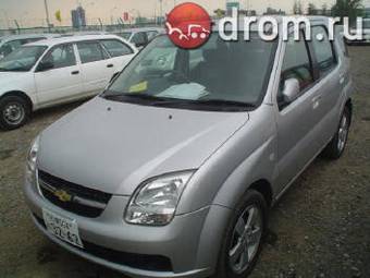 2004 Suzuki Chevrolet Cruze Photos