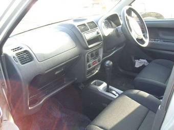 2004 Suzuki Chevrolet Cruze Photos