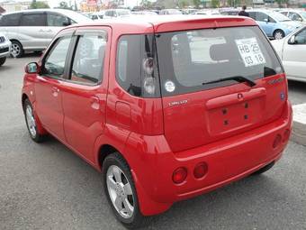 2004 Suzuki Chevrolet Cruze Pictures