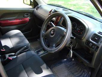 2004 Suzuki Chevrolet Cruze Pictures