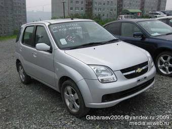 2004 Suzuki Chevrolet Cruze Photos