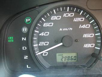 2004 Suzuki Chevrolet Cruze Photos