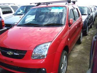 2005 Suzuki Chevrolet Cruze Photos