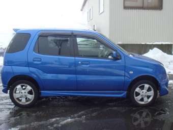 2005 Suzuki Chevrolet Cruze Pictures