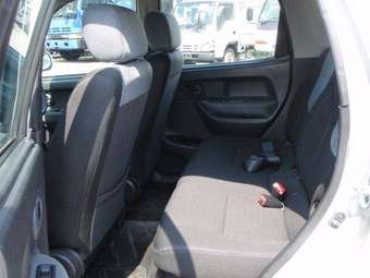 2005 Suzuki Chevrolet Cruze Pictures