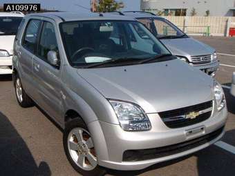 2005 Suzuki Chevrolet Cruze Photos