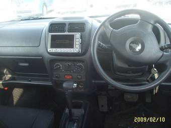 2005 Suzuki Chevrolet Cruze Pictures