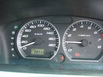2005 Suzuki Chevrolet Cruze Photos