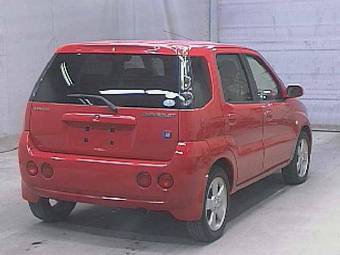 2005 Suzuki Chevrolet Cruze Pictures