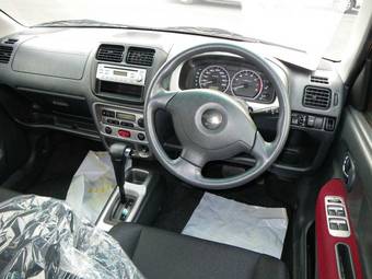 2005 Suzuki Chevrolet Cruze Images