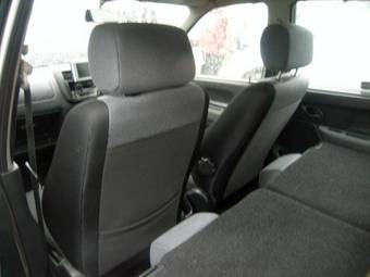 2005 Suzuki Chevrolet Cruze Pictures