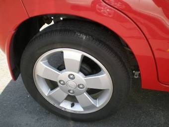 2005 Suzuki Chevrolet Cruze Pics
