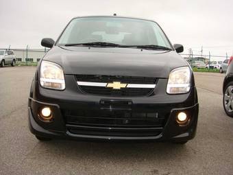 2005 Suzuki Chevrolet Cruze Photos