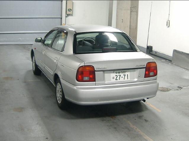 2001 Suzuki Cultus Pictures