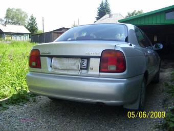 2001 Suzuki Cultus Photos