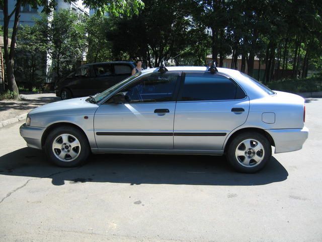 1997 Suzuki Cultus Crescent