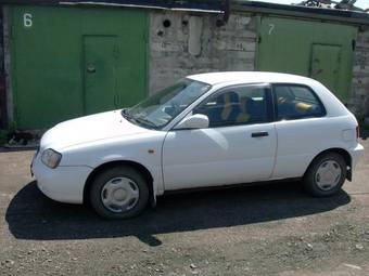 1999 Suzuki Cultus Crescent Photos