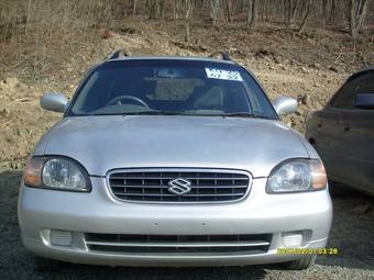 2001 Suzuki Cultus Wagon Photos