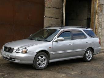 2001 Suzuki Cultus Wagon Photos