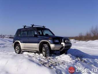 1995 Suzuki Escudo Photos