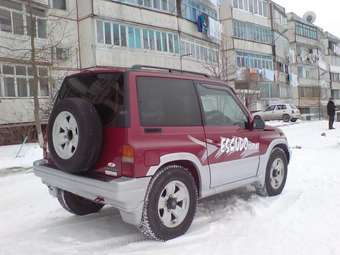 Suzuki Escudo