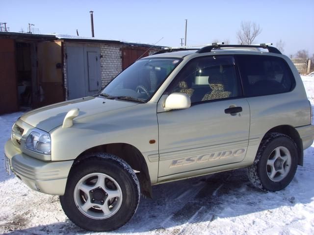 1997 Suzuki Escudo