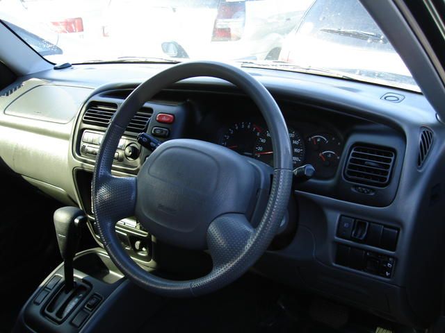 1997 Suzuki Escudo