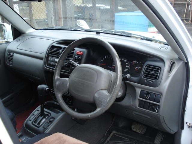 1997 Suzuki Escudo