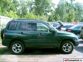 1997 Suzuki Escudo Photos