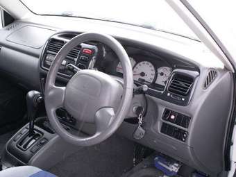 Suzuki Escudo