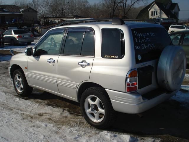 1998 Suzuki Escudo