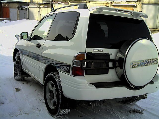 1998 Suzuki Escudo