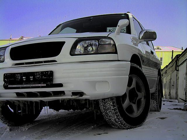 1998 Suzuki Escudo