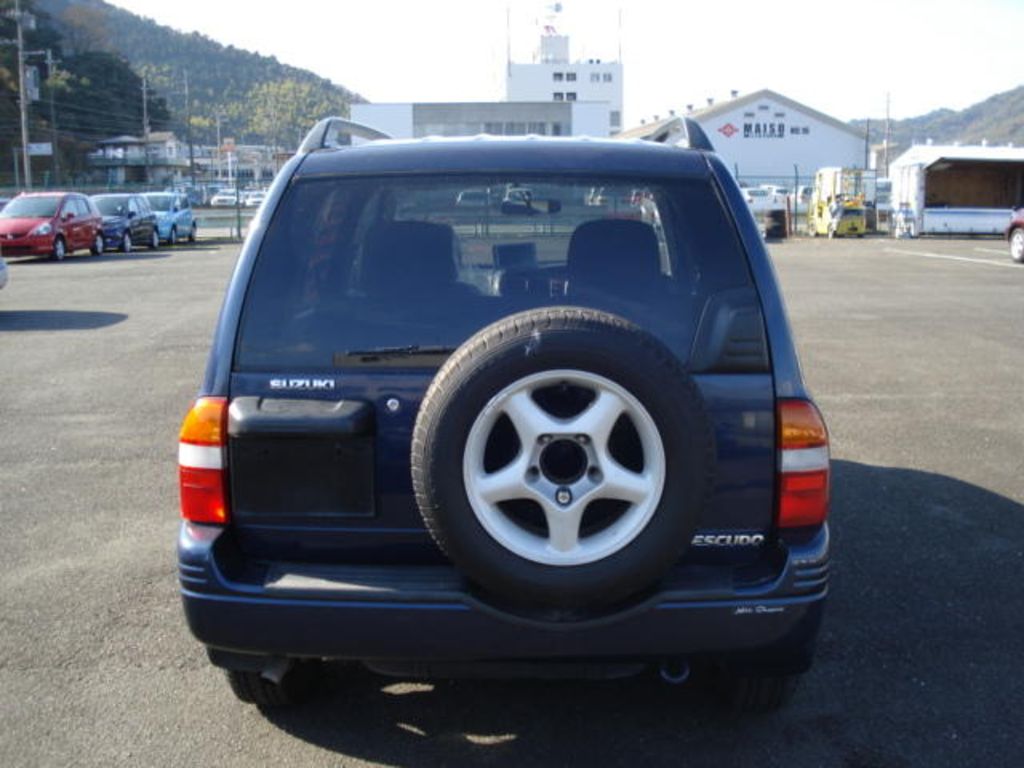 1998 Suzuki Escudo