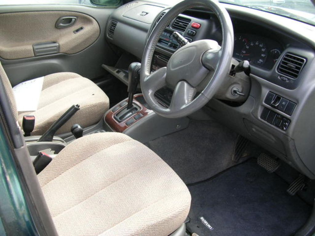 1998 Suzuki Escudo