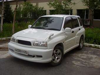 1998 Suzuki Escudo Wallpapers